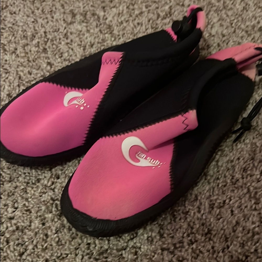 Speedo Pink and Black Water Shoes